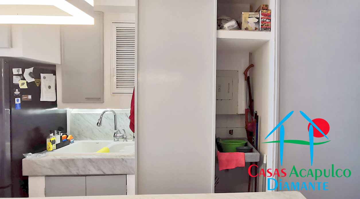 Ocean Front 202 - Lavandería antes de Otis 2